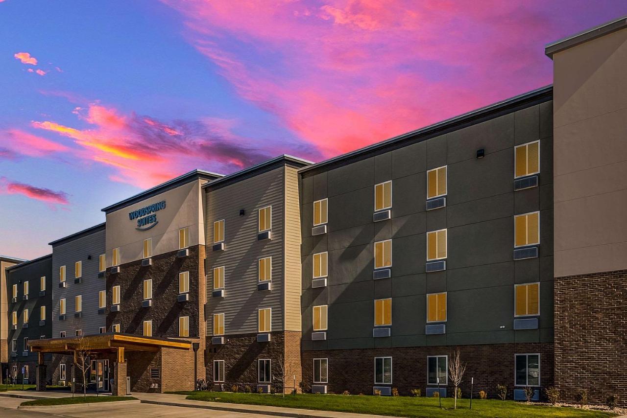 Woodspring Suites West Des Moines Exterior photo